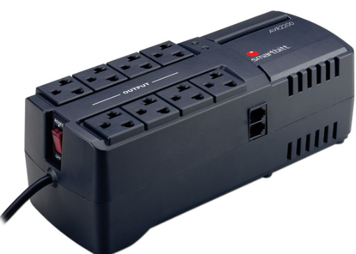 Regulador de Voltaje Smartbitt  2200VA/1100W - SBAVR2200